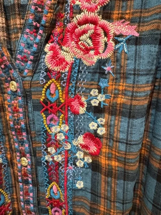 Calessa Embroidered Top Tunic XL rolled sleeve pockets - Picture 4 of 10